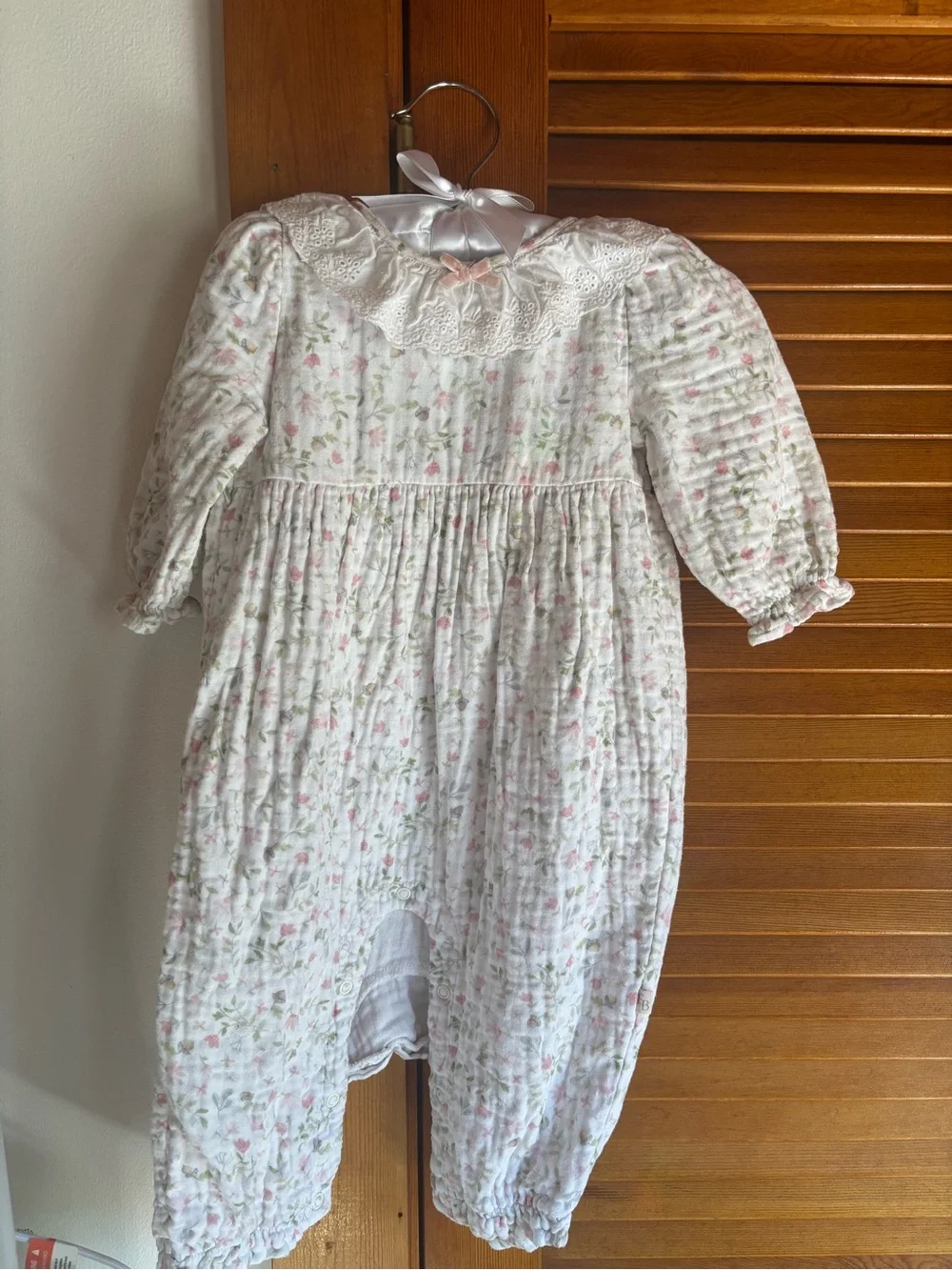 Elegant Baby Floral Jumpsuit 6-9 months